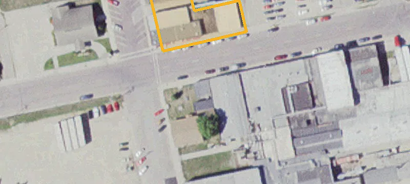215 Hubbard Ave