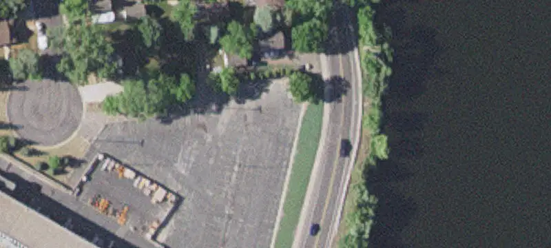 313 Riverside N Ave