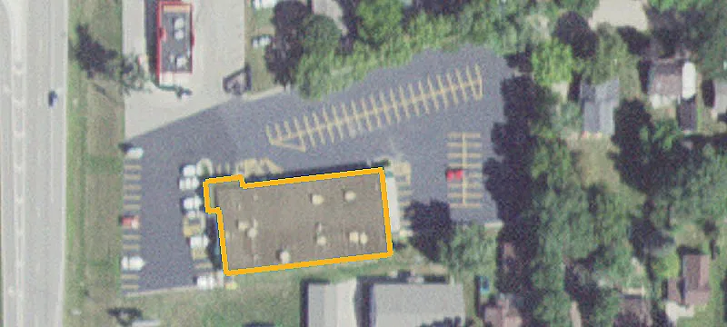 131 Lyndale N Ave