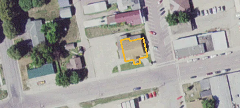 100 2nd N St