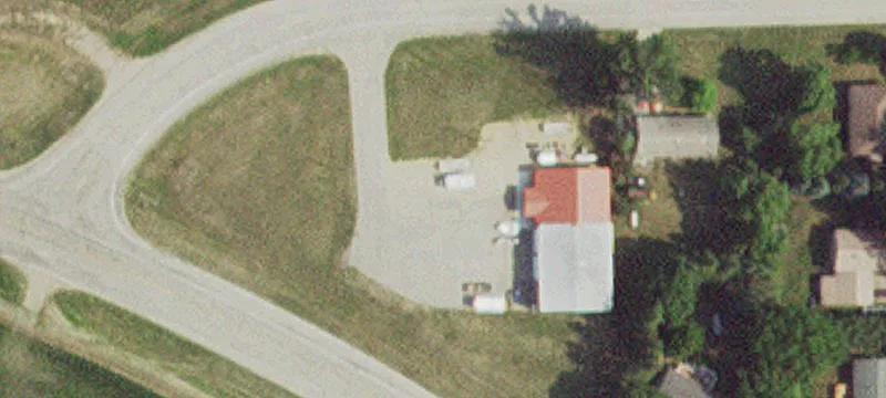 27202 Main St