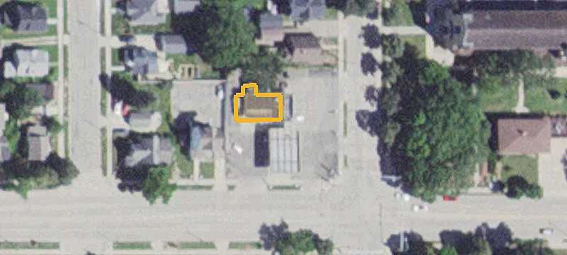1025 4th SE St