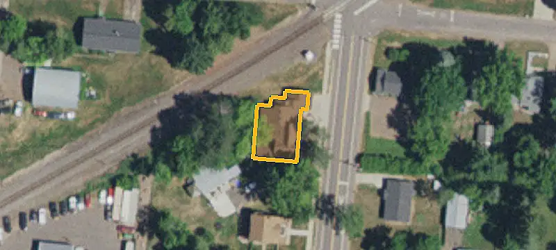 402 Lawler S Ave