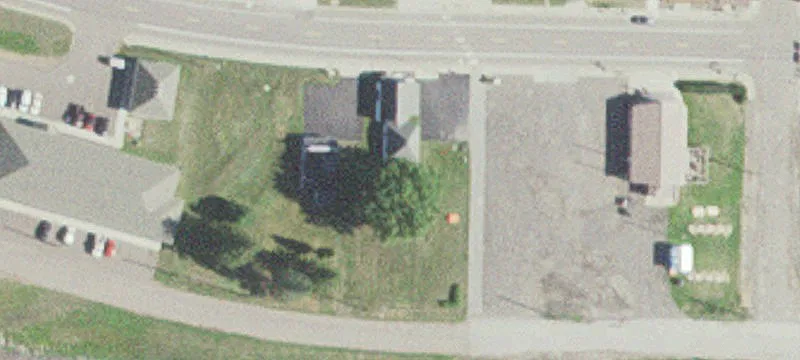 106 Chestnut Ave