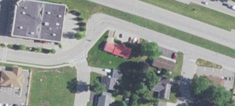 3119 Service Dr