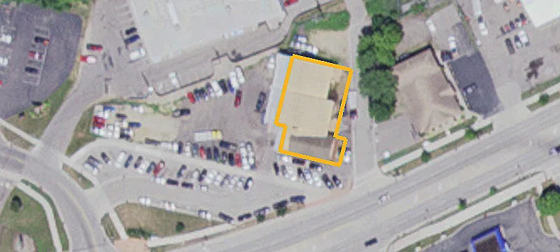 1202 Main St