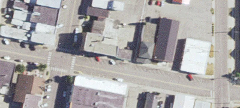 109 James St