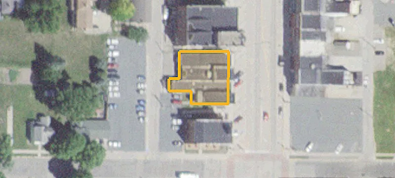 240 Main St