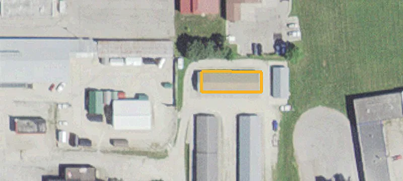204 1st E St