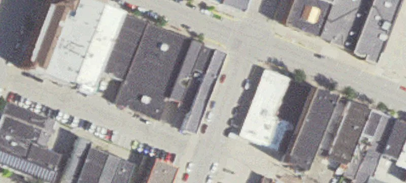 79 3rd St