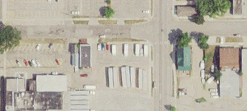 402 Cascade St