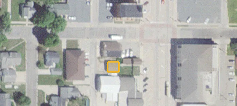 300 Main St
