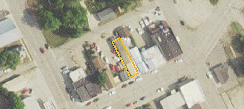 124 Main St