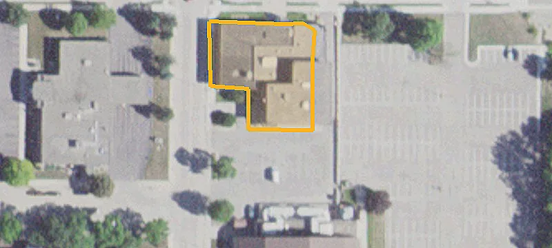 500 4th NE Ave