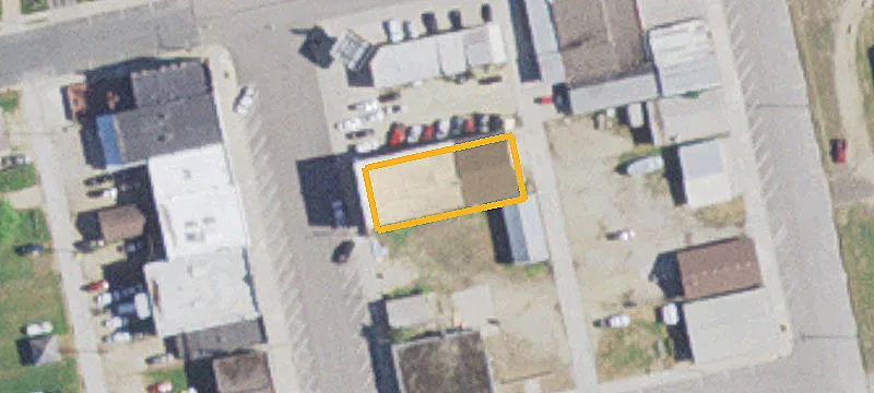 212 2nd St