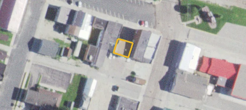 18 Frnt SW St