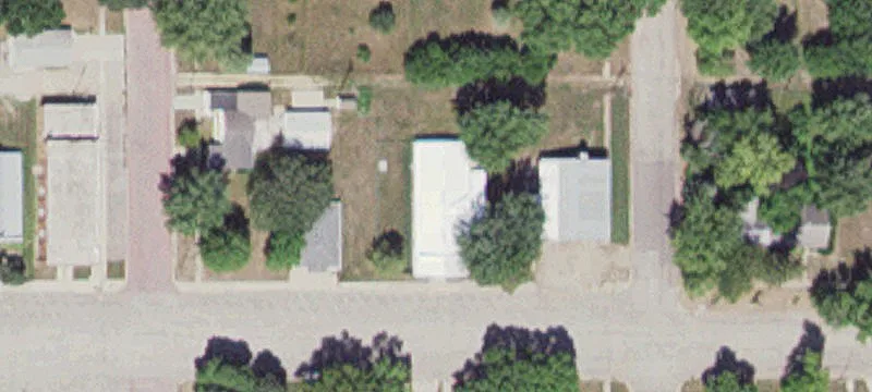 121 Lewis W St
