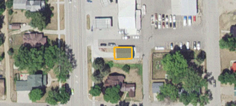 215 Otter Ave