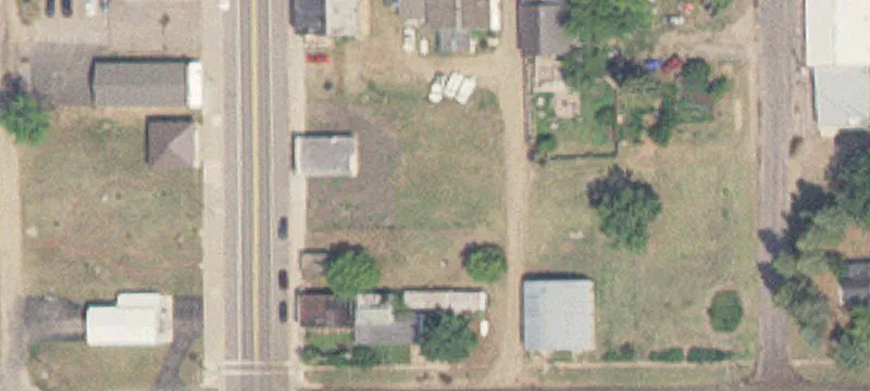 213 Riv N St