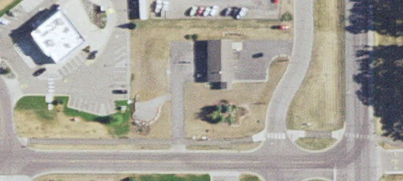 660 Diekmann Dr