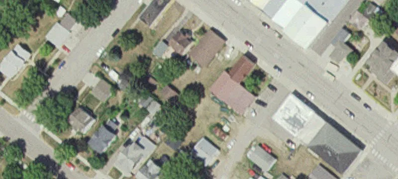 404 Douglas Ave
