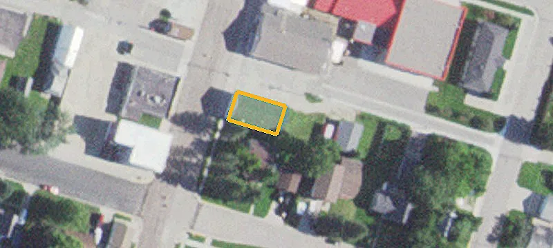 118 Ctr S Ave