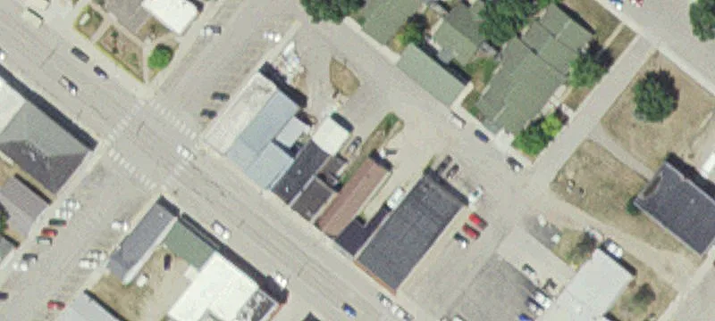 513 Douglas Ave