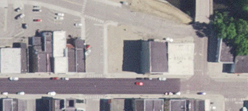 401 Main St