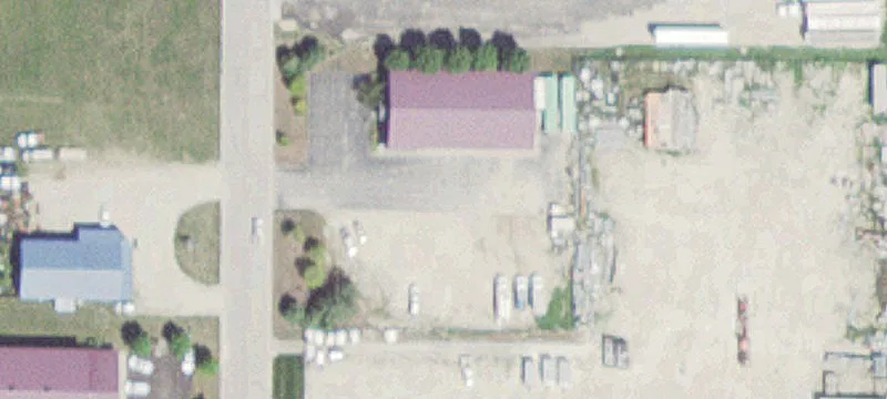 811 3rd Ave