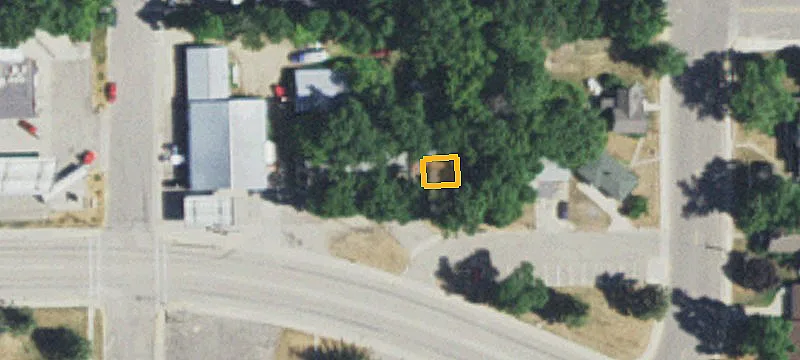 204 Nokomis St