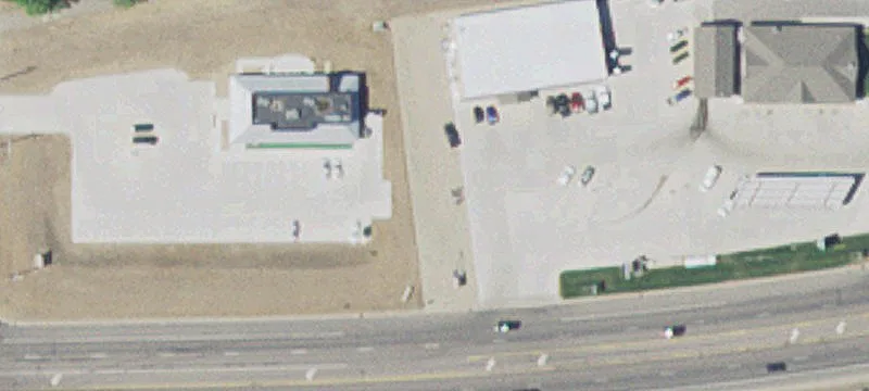 100 4th SW St
