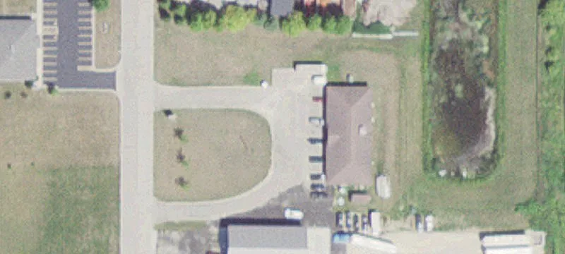 751 3rd Ave