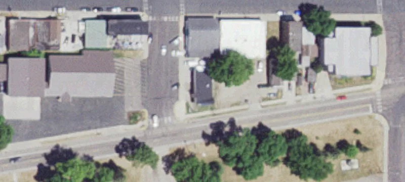 202 5th N St