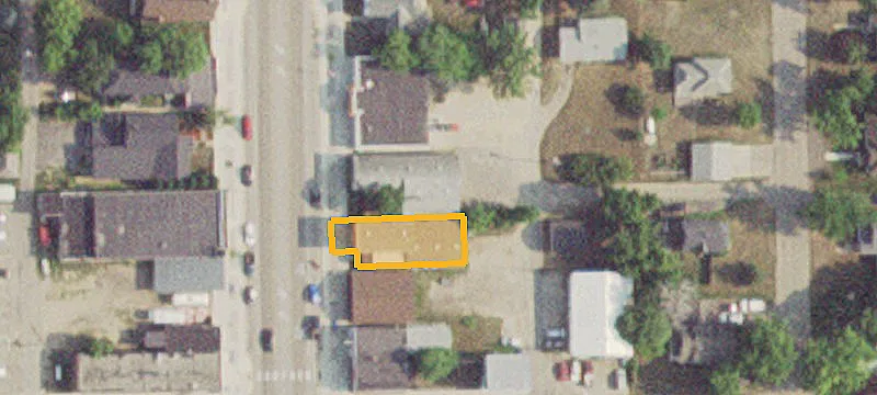 114 Lk Ave