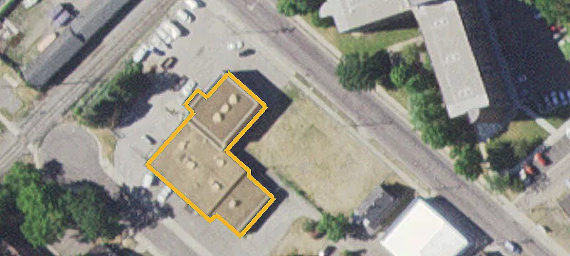 33 2nd NE Ave