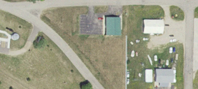 407 Carlund Pkwy