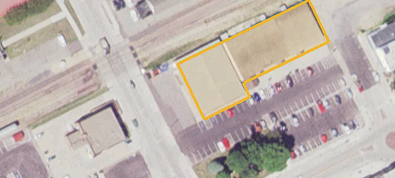 7 Armstrong S Blvd