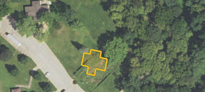 705 Ter Ln