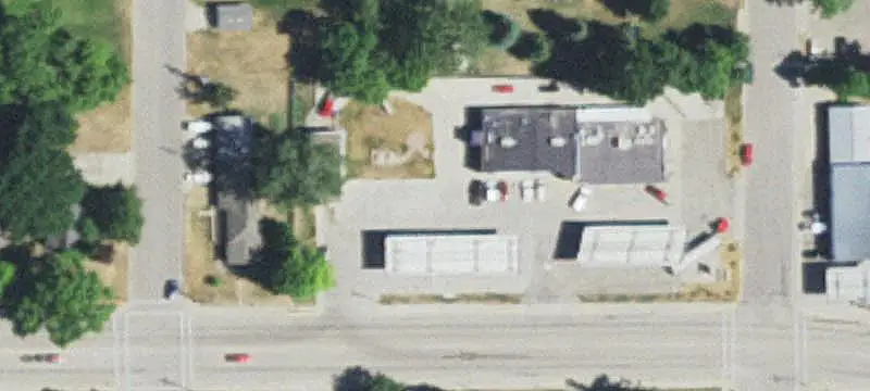 308 Nokomis St