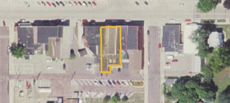 8 Main St