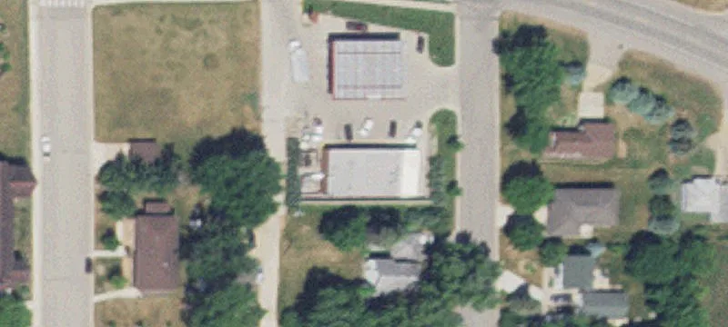 215 Central E St