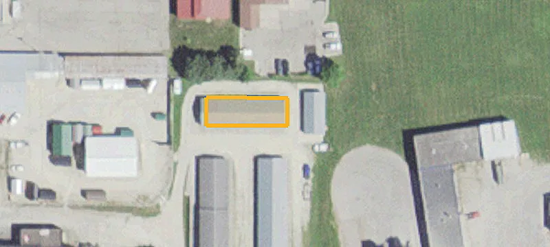 204 1st E St