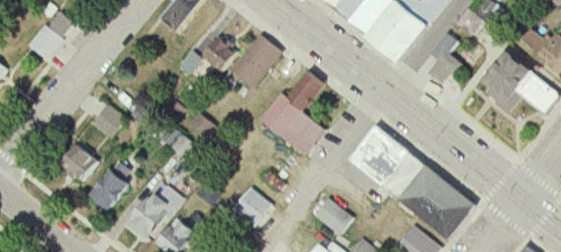 406 Douglas Ave
