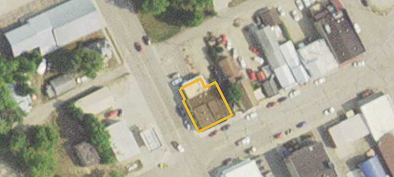 106 Main St