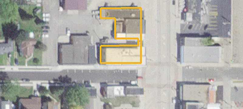 128 Main St
