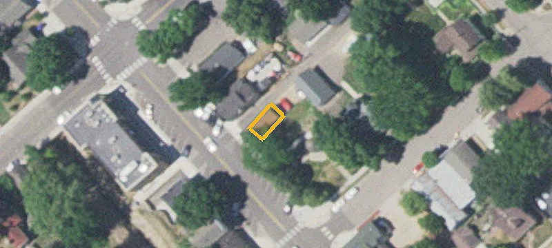 309 Broadway N
