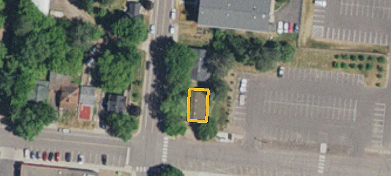 202 Lawler N Ave