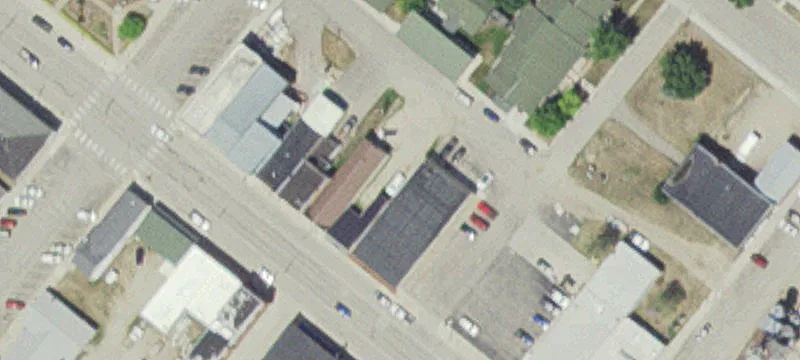 517 Douglas Ave