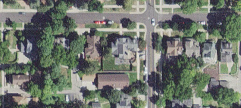 604 5th SW St