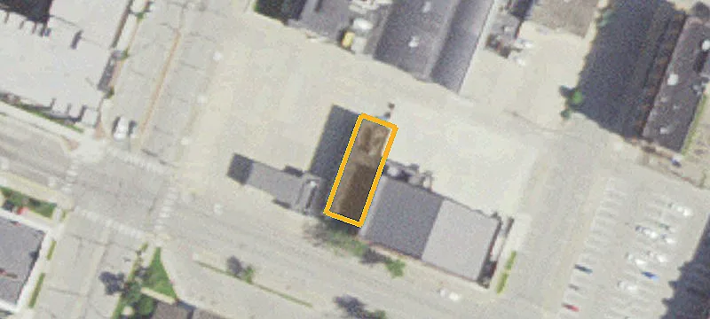 64 5th St